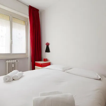Milan-linate With Balcony Apartamento *